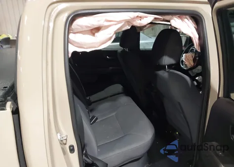 2019 Toyota Tacoma Trd Sport z USA, uszkodzony, nr VIN 3TMCZ5AN3KM197210